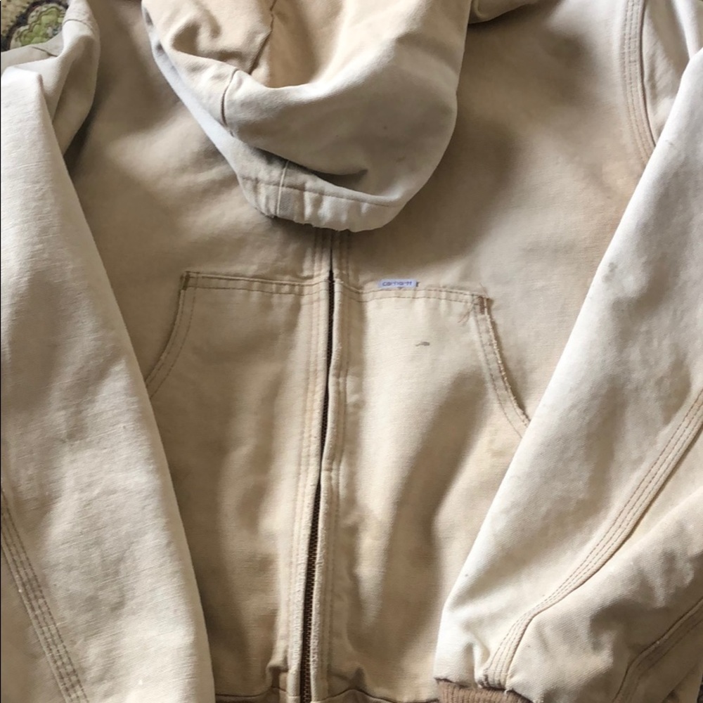 Cute Carhartt distressed jacket!